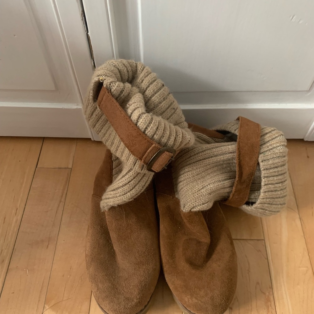 Skechers Tan Winter Boots